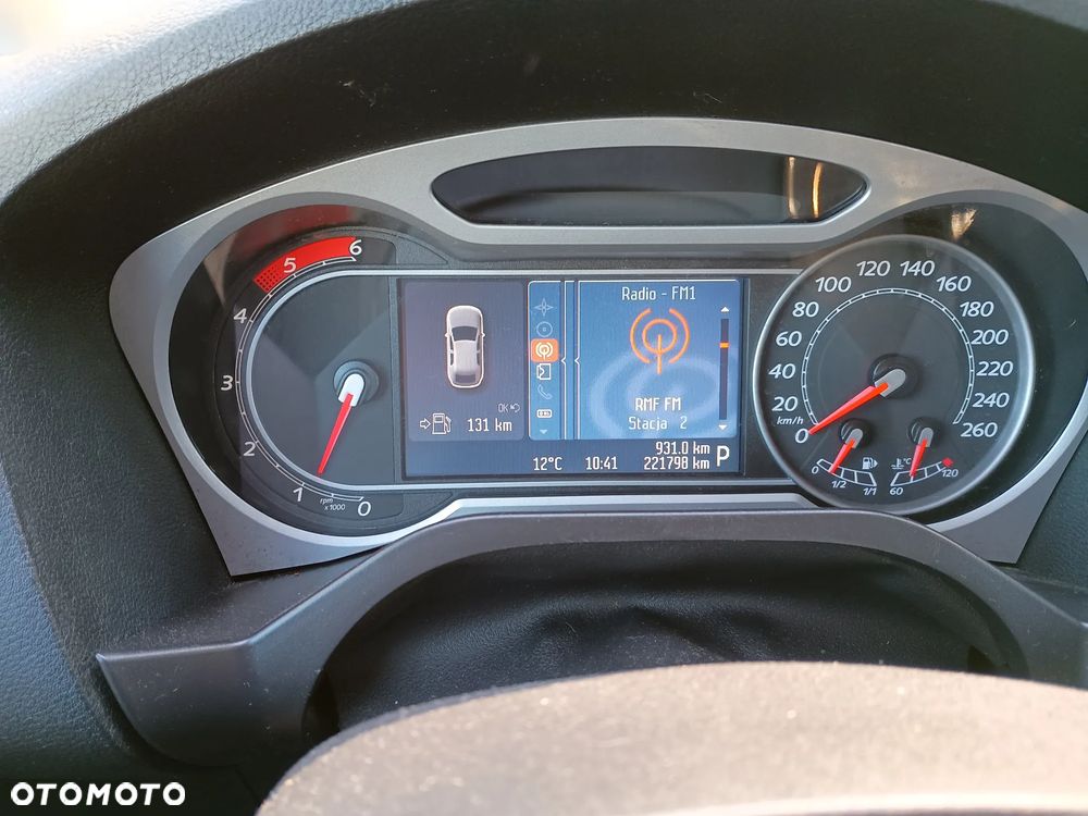 Ford S-Max 2.0 TDCi DPF Titanium - 13