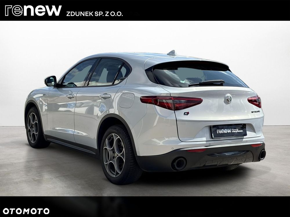Alfa Romeo Stelvio 2.0 Turbo Sprint Q4 - 3