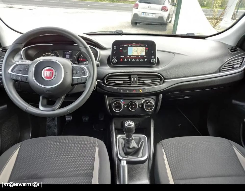 Fiat Tipo Station Wagon 1.3 M-Jet Lounge - 5