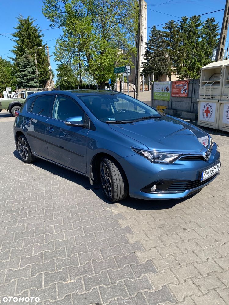Toyota Auris 1.4 D-4D Premium - 2