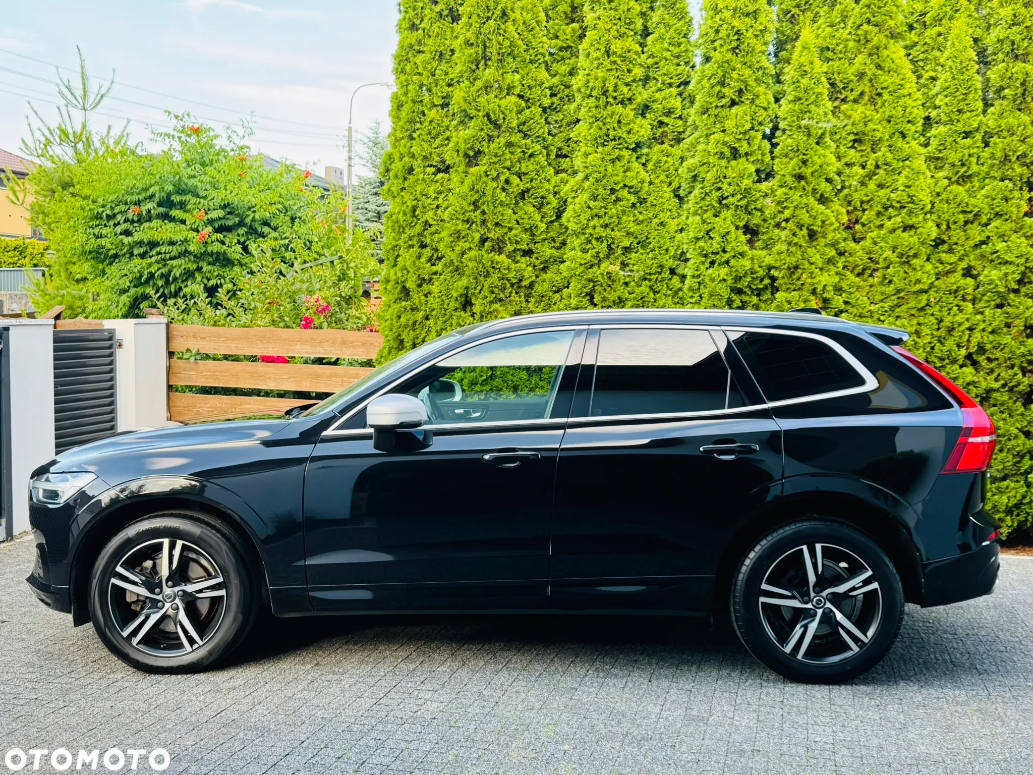 Volvo XC 60 D4 AWD R-Design - 4