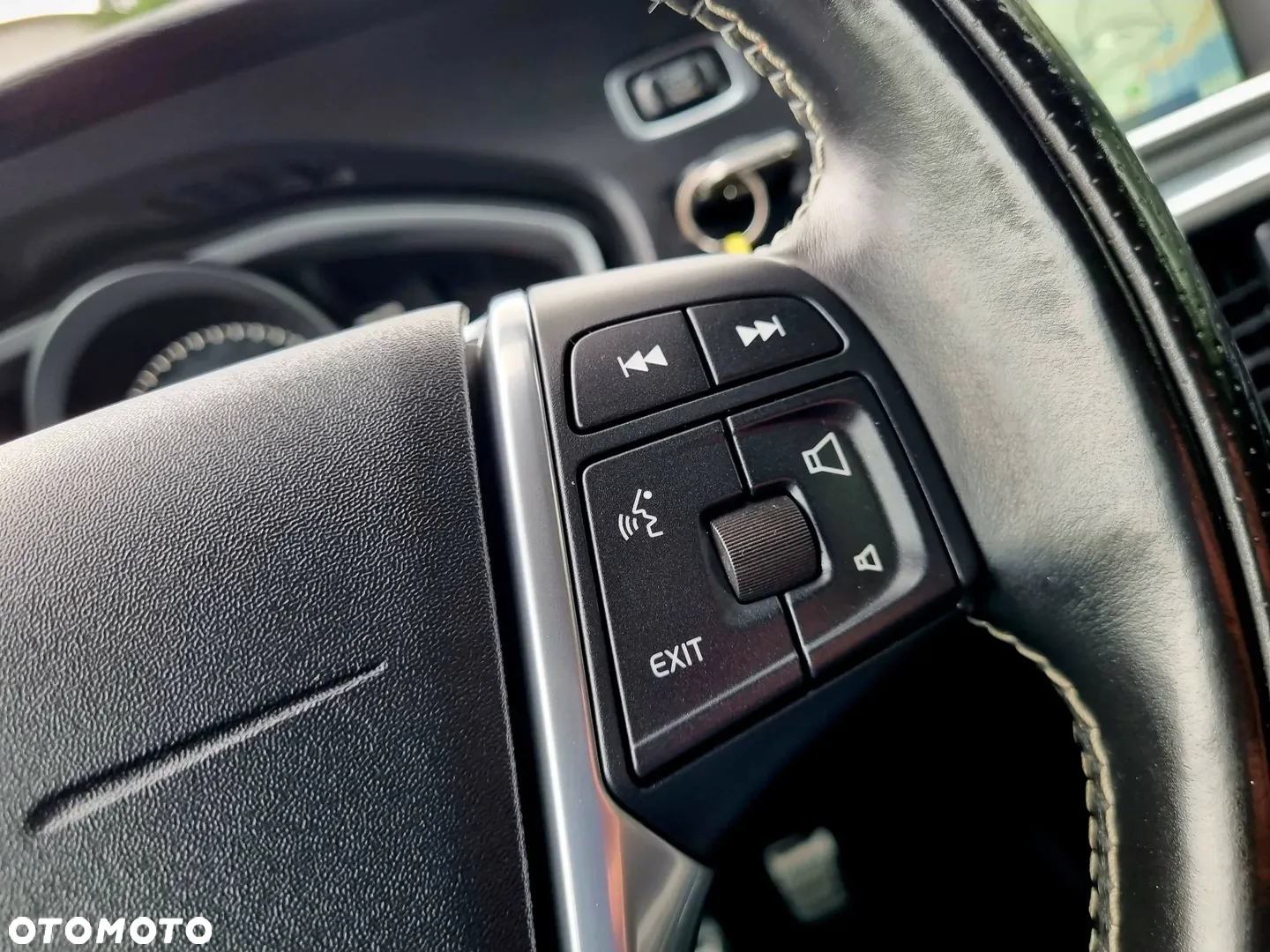 Volvo V40 T2 Geartronic RDesign - 19