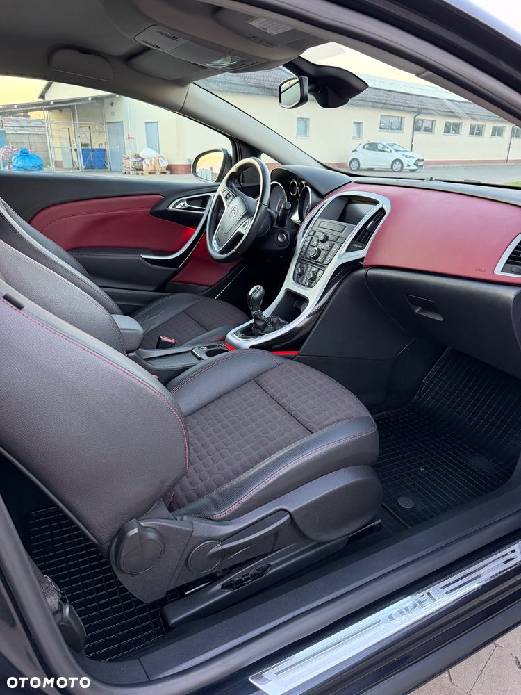 Opel Astra 1.4 Turbo - 29