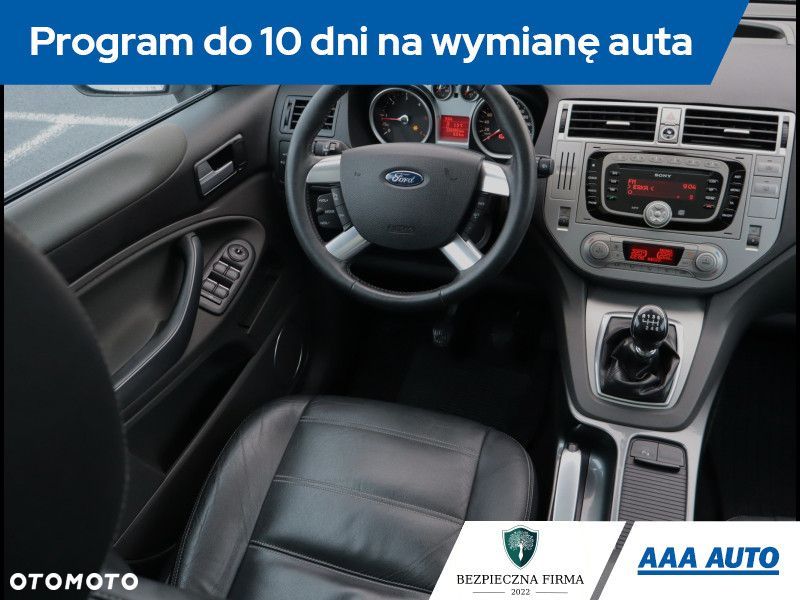 Ford Kuga - 9