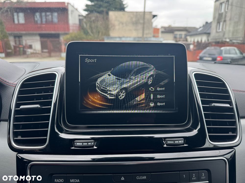 Mercedes-Benz GLE 350 d 4-Matic - 10