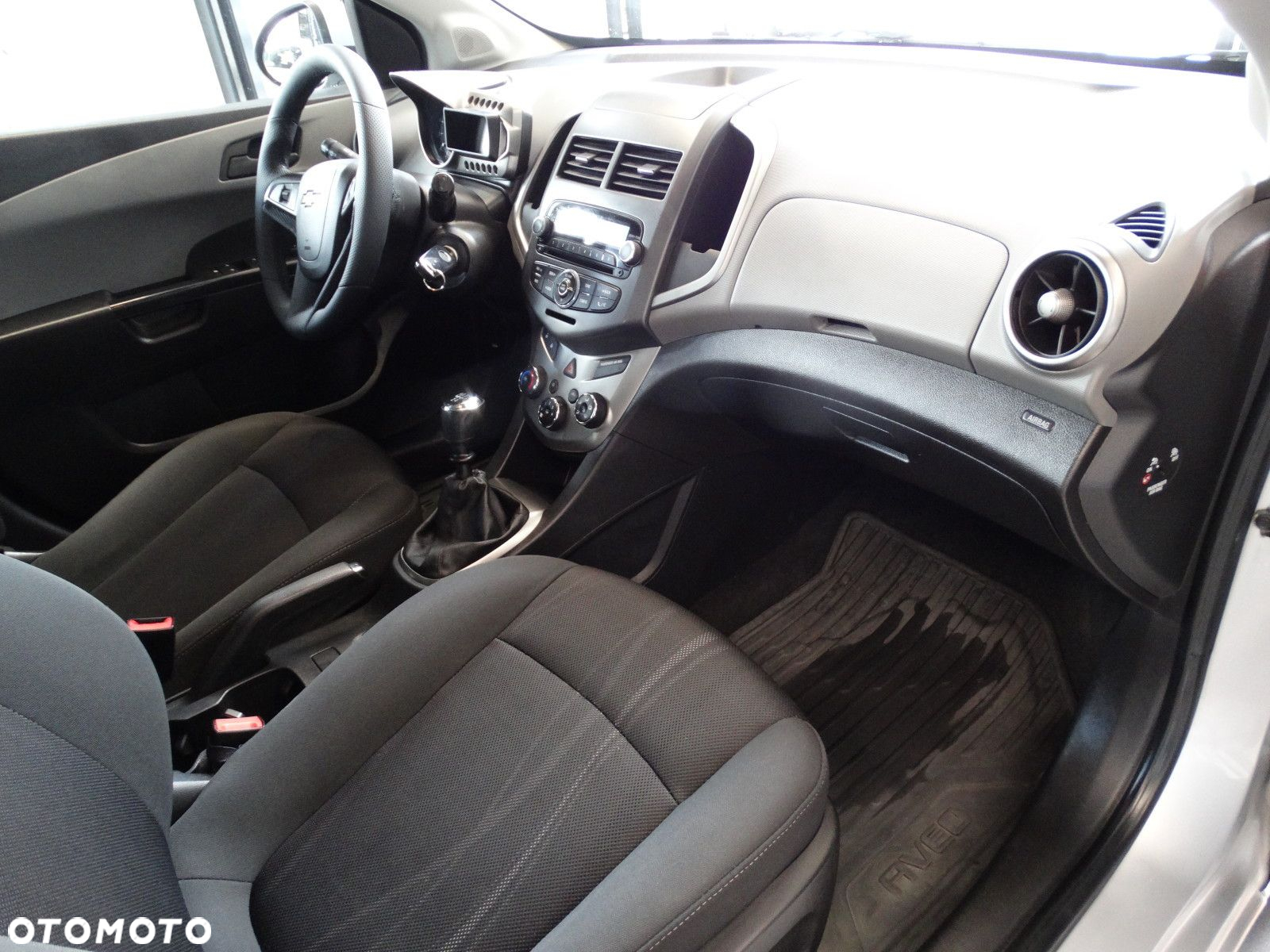 Chevrolet Aveo - 18