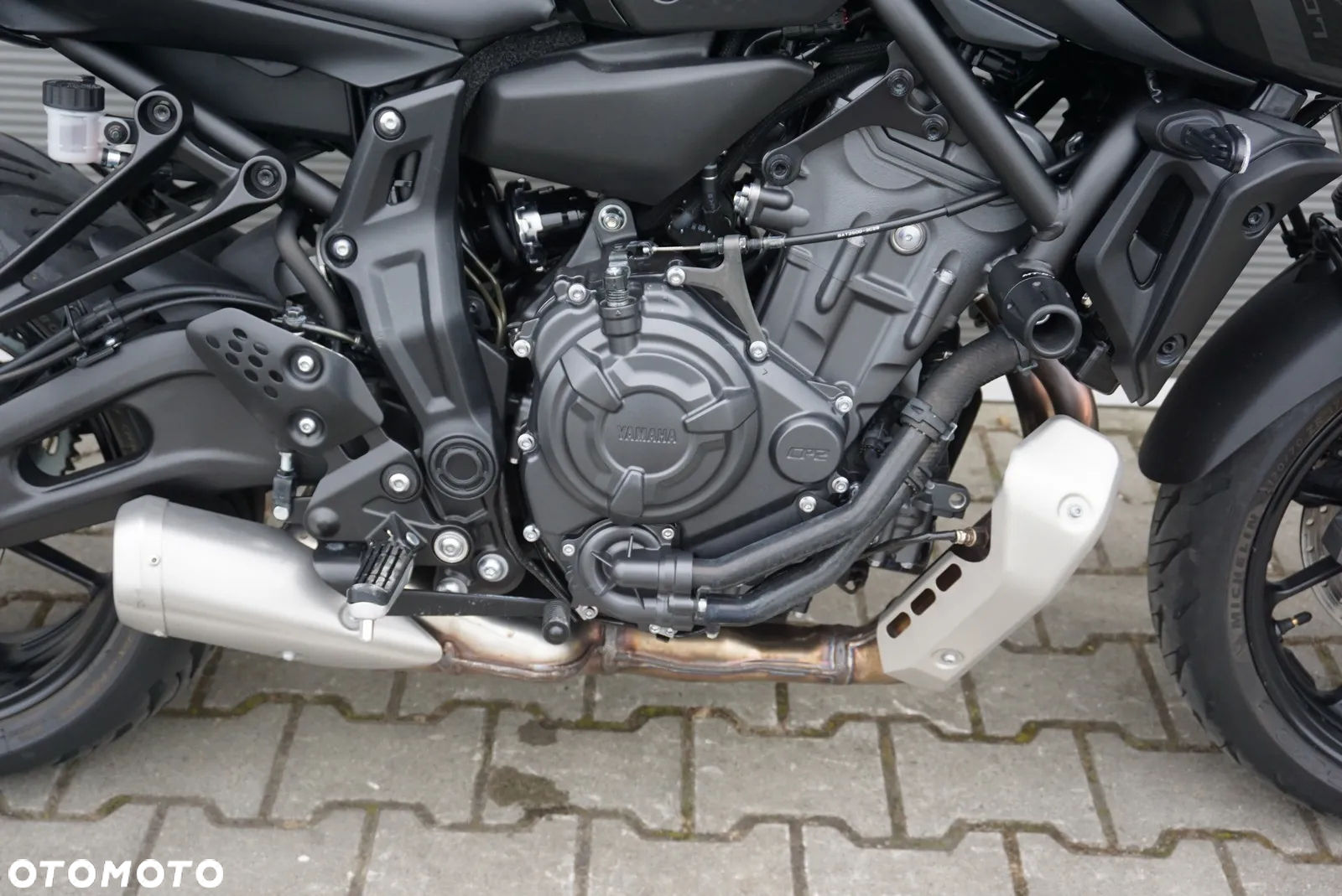 Yamaha MT - 9