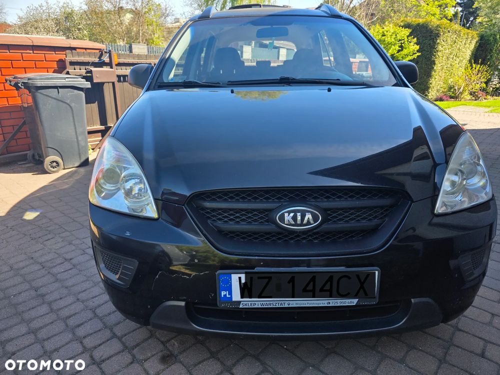 Kia Carens - 6