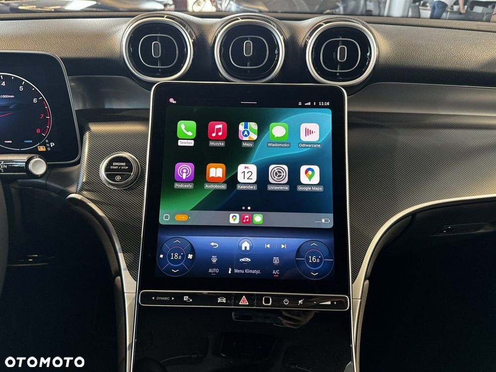 Mercedes-Benz GLC - 30