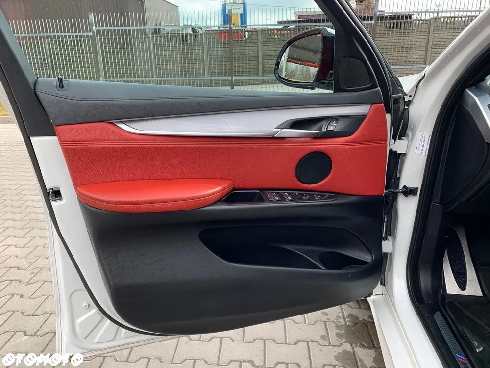 BMW X6 xDrive40d - 27