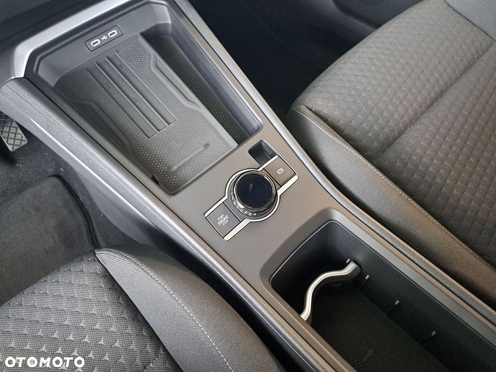 Volkswagen T-Roc - 15