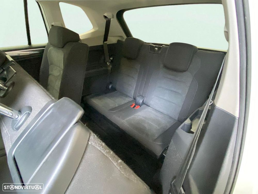 VW Tiguan Allspace 2.0 TDI Highline - 21