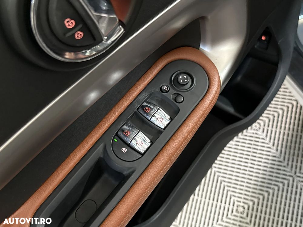 Mini Countryman - 15