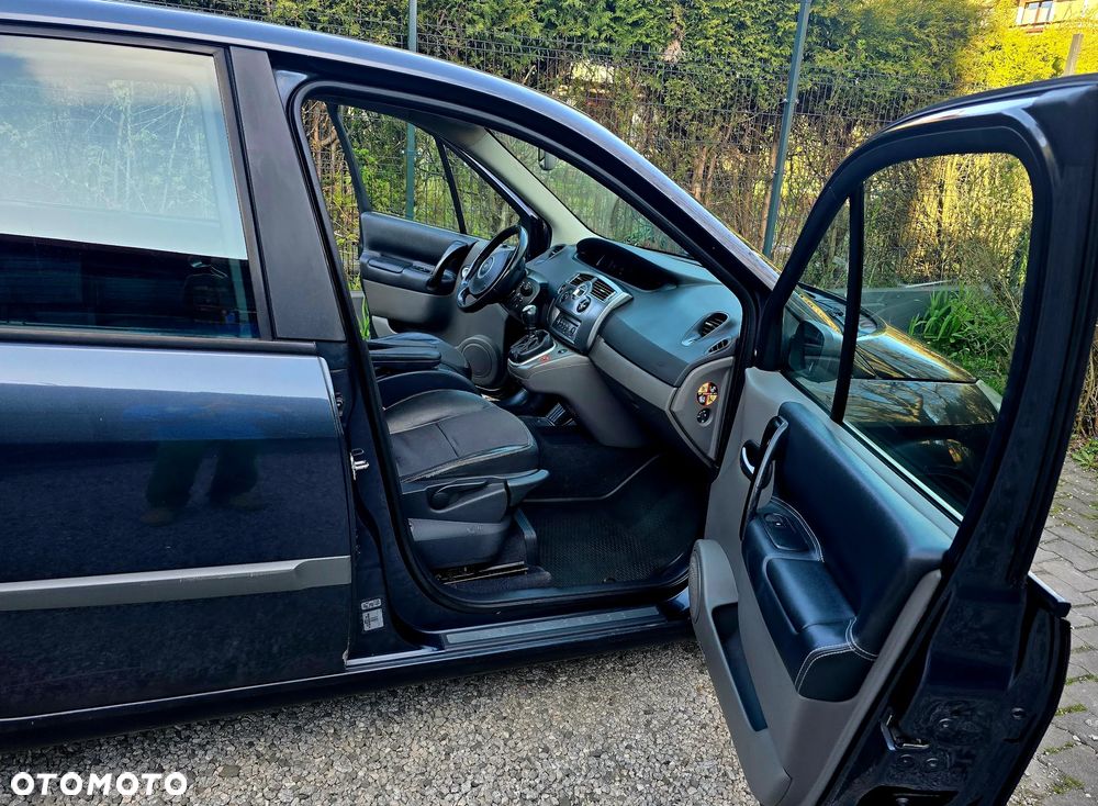 Renault Scenic 1.9 dCi Confort Authentique - 8