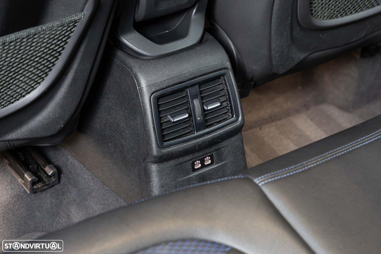 BMW X2 16 d sDrive Auto Pack M - 43