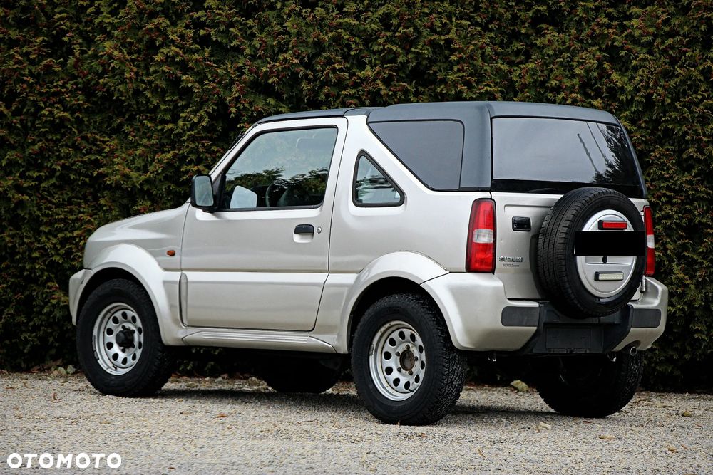 Suzuki Jimny - 11