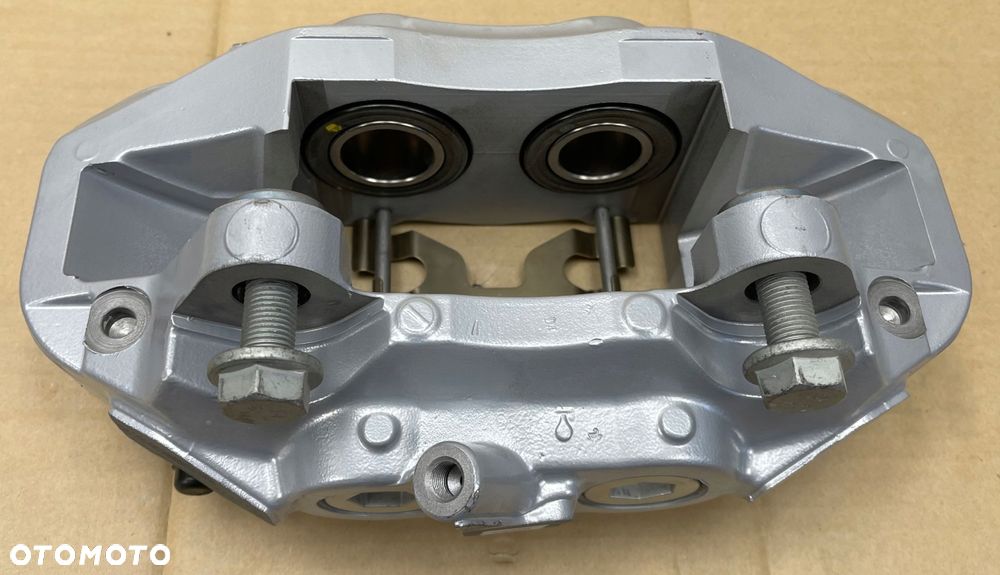 2 MERCEDES C-KLASA W 205 AMG ZACISK HAMULCOWY LEWY PRZÓD - 10