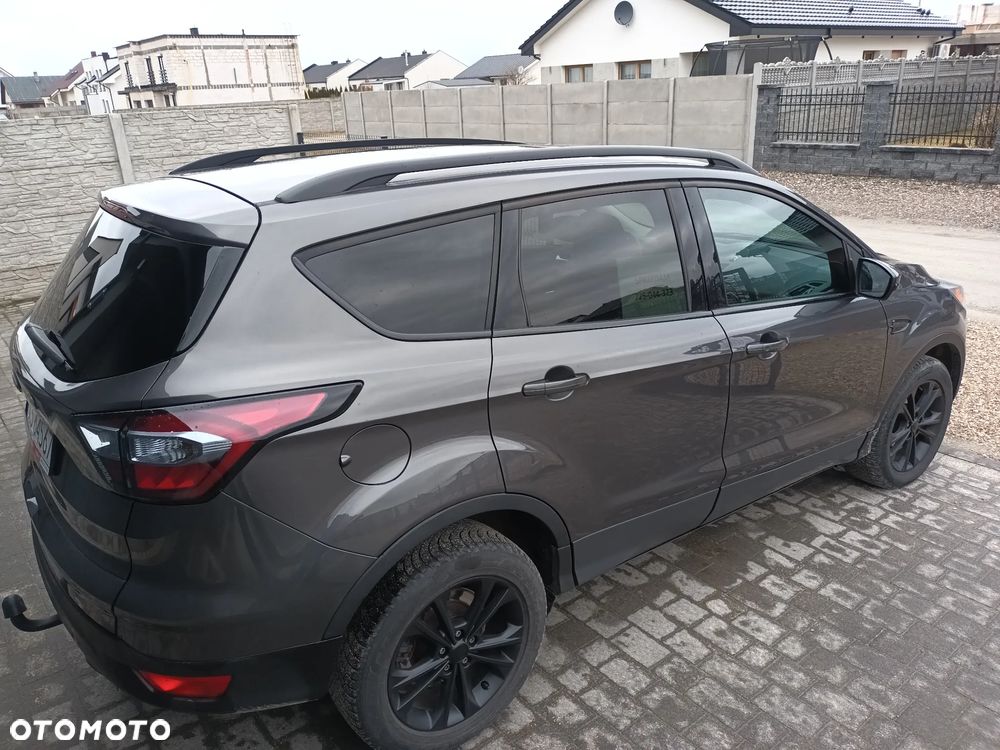 Ford Kuga - 11