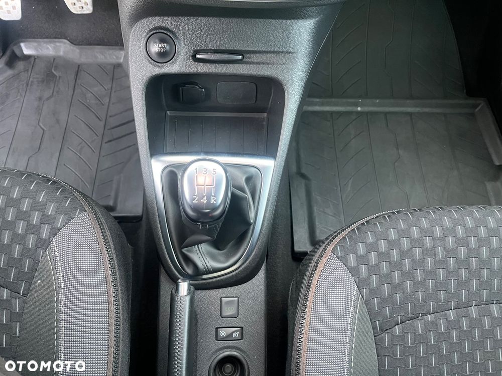 Renault Captur - 23
