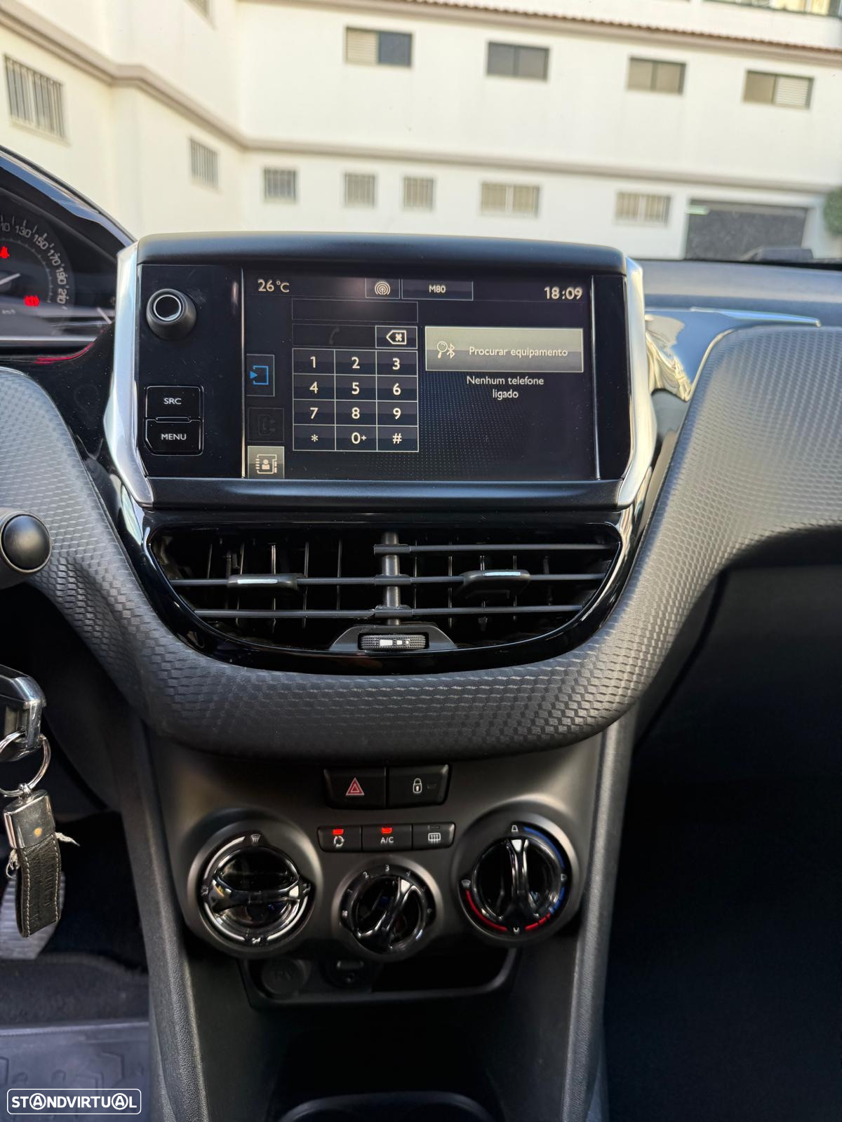 Peugeot 208 1.2 PureTech Style - 7