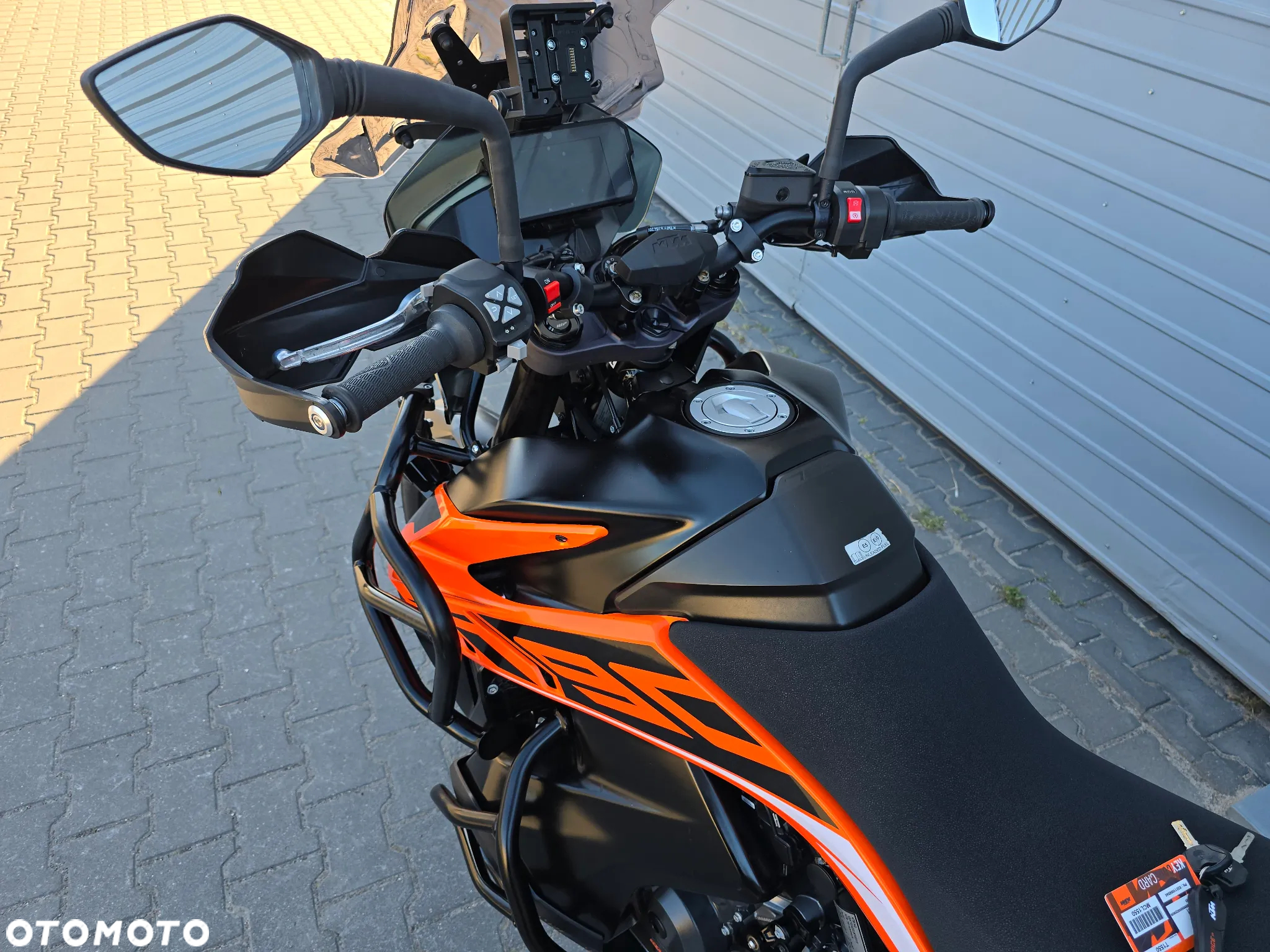 KTM Adventure - 18