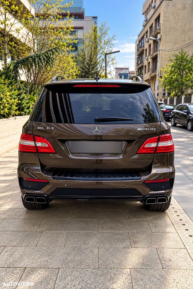 Mercedes-Benz ML 63 AMG Aut - 5
