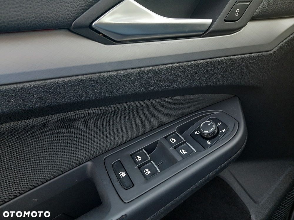 Volkswagen Golf Variant - 22