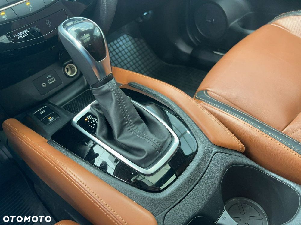 Nissan X-Trail 1.3 DIG-T Tekna 2WD DCT - 18