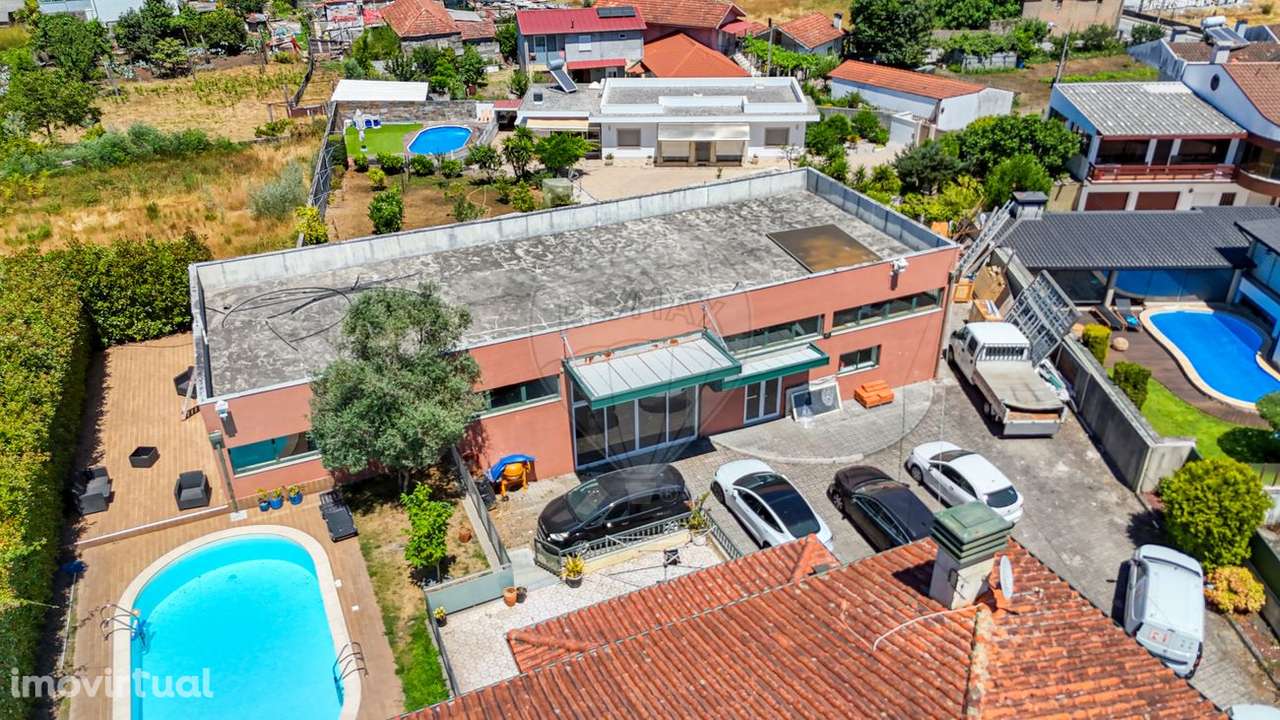 Moradia T6 para venda - Grande imagem: 3/45