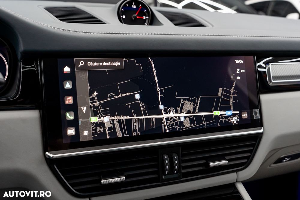 Porsche Cayenne Coupe Tiptronic S Platinum Edition - 35