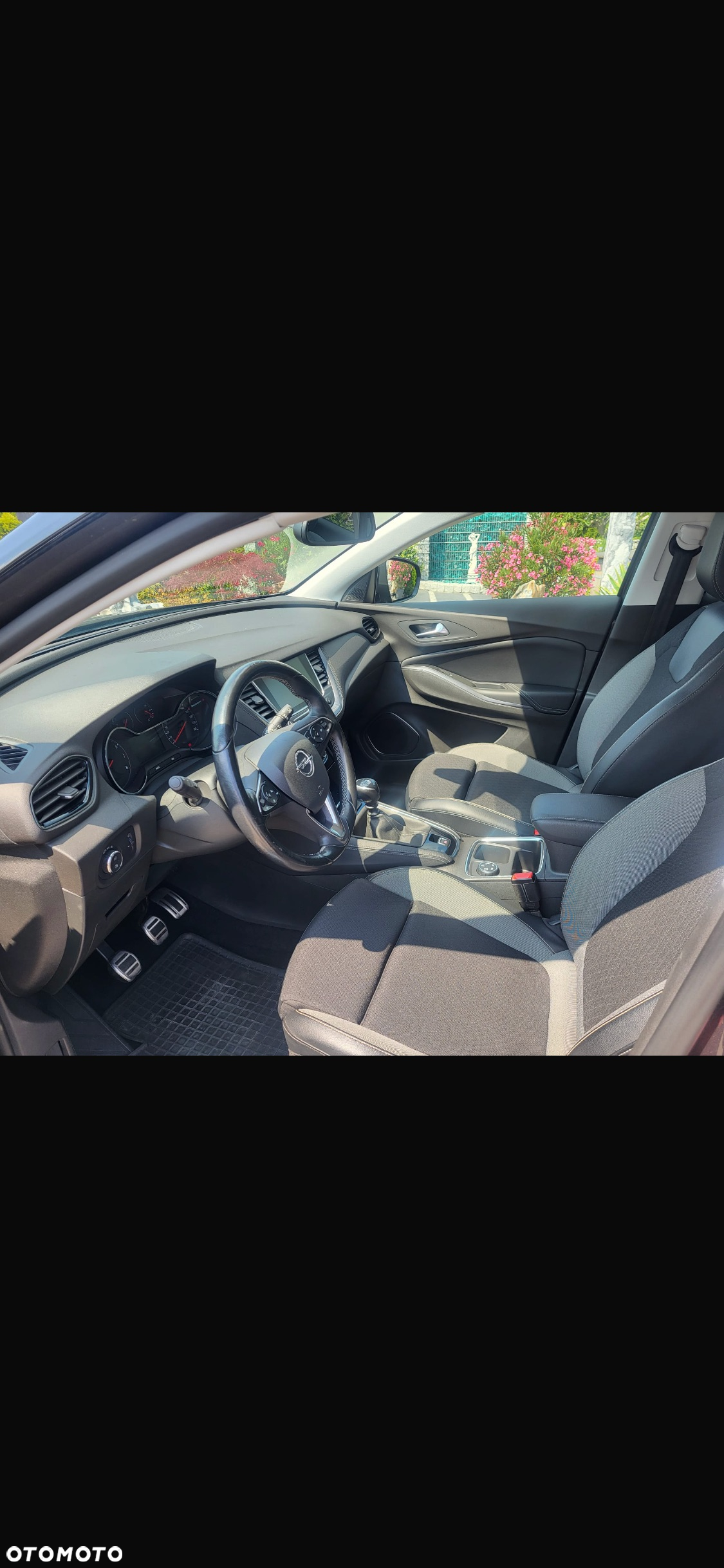 Opel Grandland X 1.2 Start/Stop Business Edition - 9