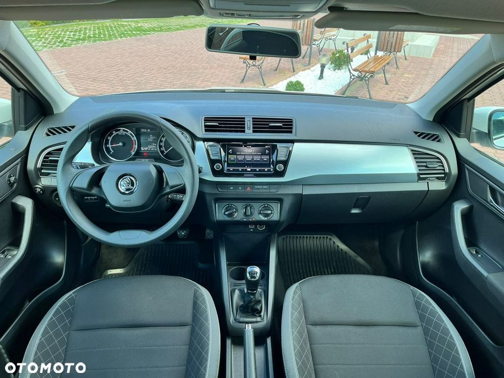 Skoda Fabia 1.0 Ambition - 34