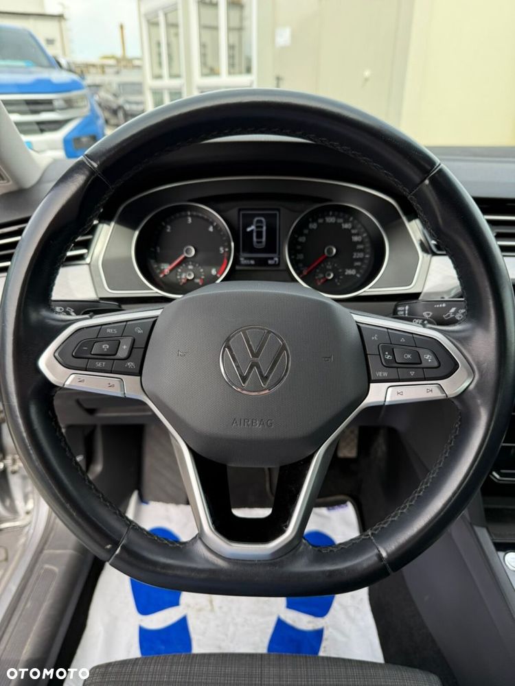 Volkswagen Passat 2.0 TDI EVO Business DSG - 14