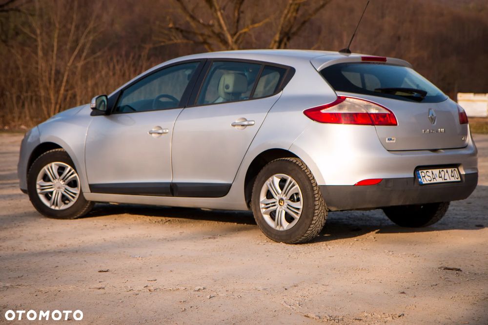 Renault Megane 1.5 dCi Privilege - 6