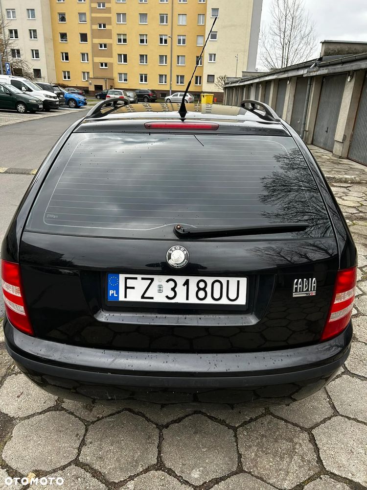 Skoda Fabia 1.4 16V Combi Classic - 16