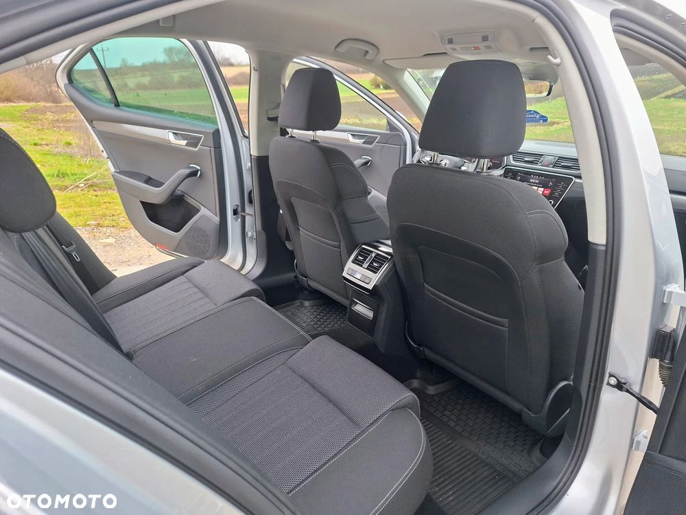 Skoda Superb 1.5 TSI Ambition DSG - 11