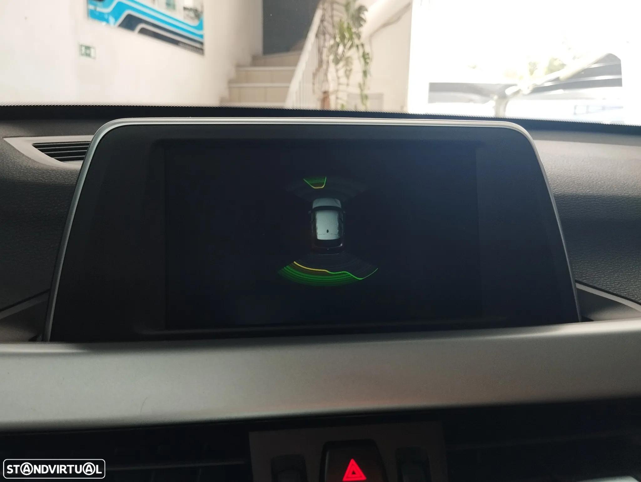 BMW X1 16 d sDrive - 28
