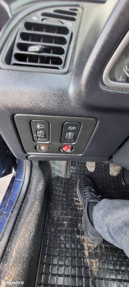Peugeot 306 1.6 XR - 8