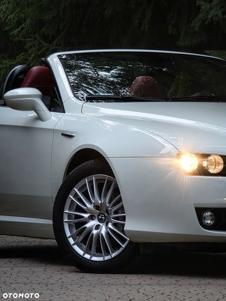 Alfa Romeo Spider 2.0JTDM - 22