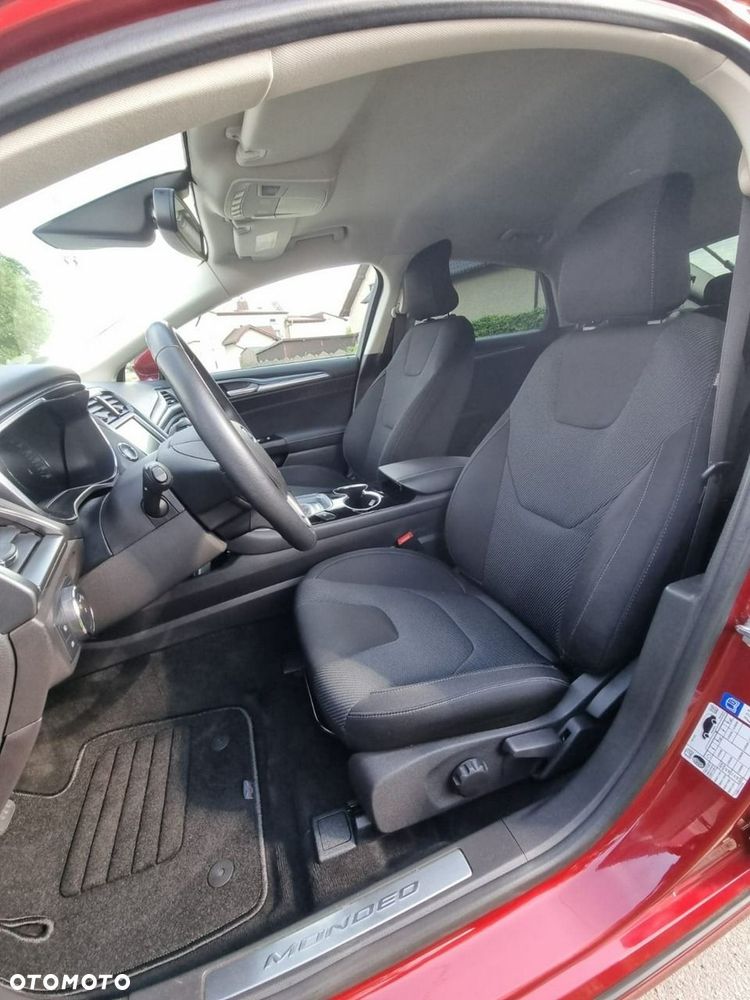 Ford Mondeo - 8
