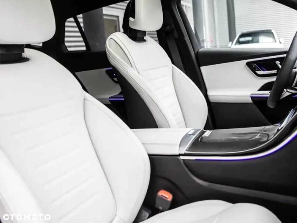 Mercedes-Benz GLC 220 d 4Matic 9G-TRONIC AMG Line Plus - 5