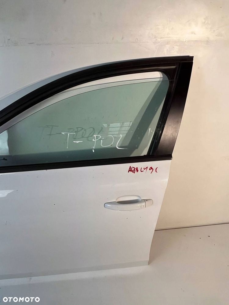 Drzwi przednie LY9C LEWE W KOLOR Audi A4 S4 B8 8K 2013 Przód strona lewa - 3