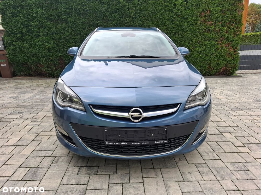 Opel Astra 2.0 CDTI Exklusiv - 4
