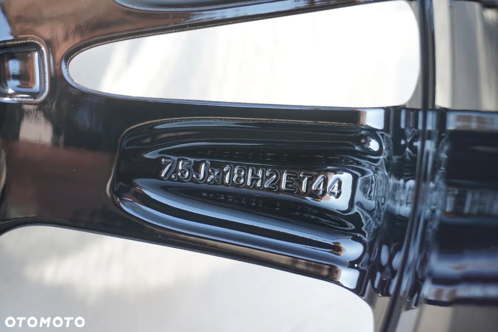 Mercedes 5x112 18 7,5J et44 W205 stan bdb - 4