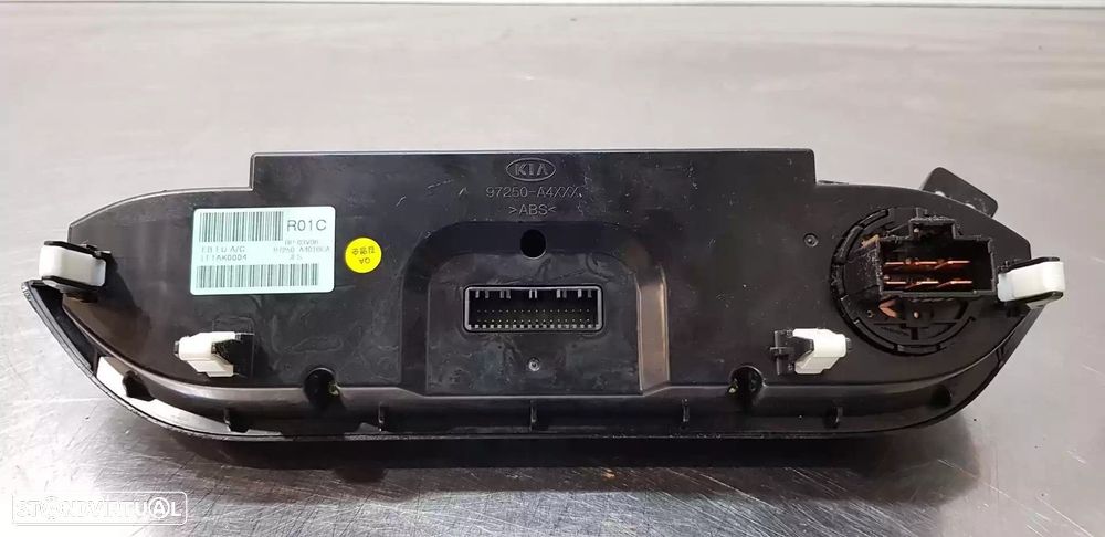 COMANDO SOFAGEM / AR CONDICIONADO KIA CARENS IV 2017 -97250A4010CA - 2