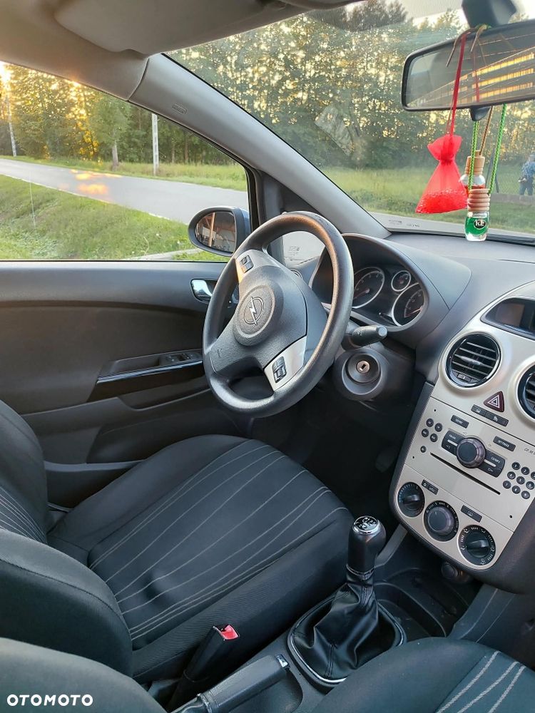 Opel Corsa - 7