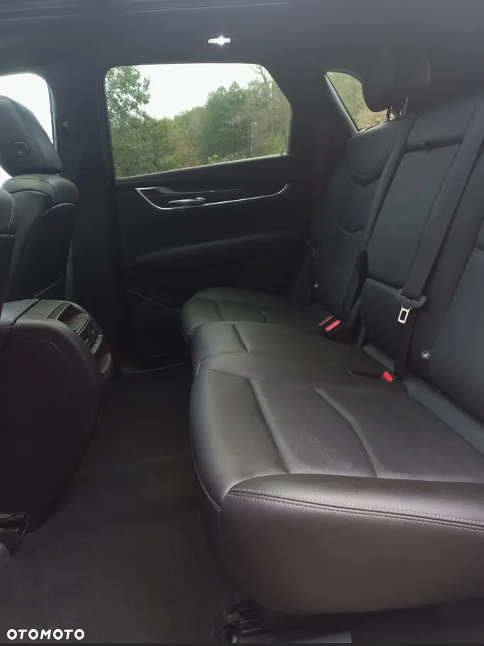 Cadillac XT5 - 35