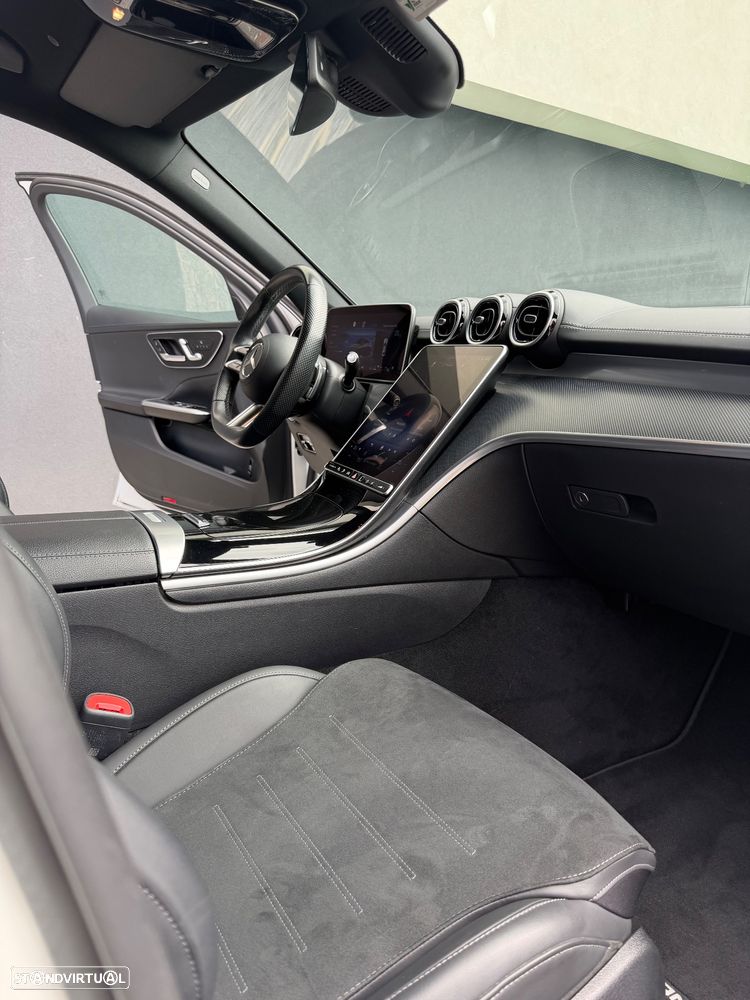 Mercedes-Benz C 300 de AMG Line - 12