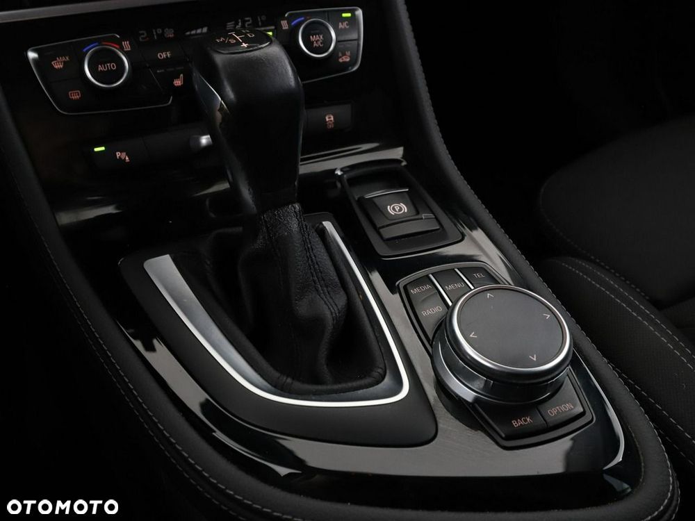 BMW Seria 2 220d GT Sport Line - 28
