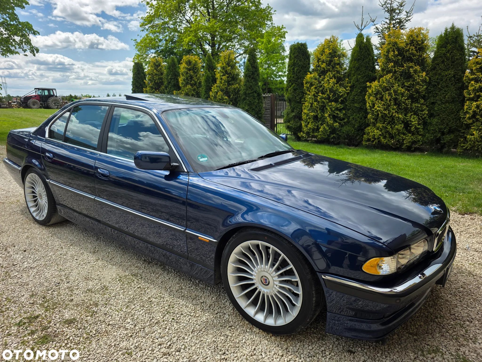 BMW Seria 7 735i - 1